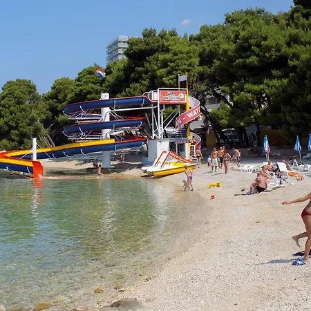 With Parking Space - 19637 Apartment Makarska